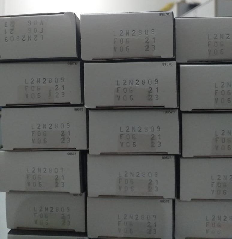 Caixas de remédios empilhadas
