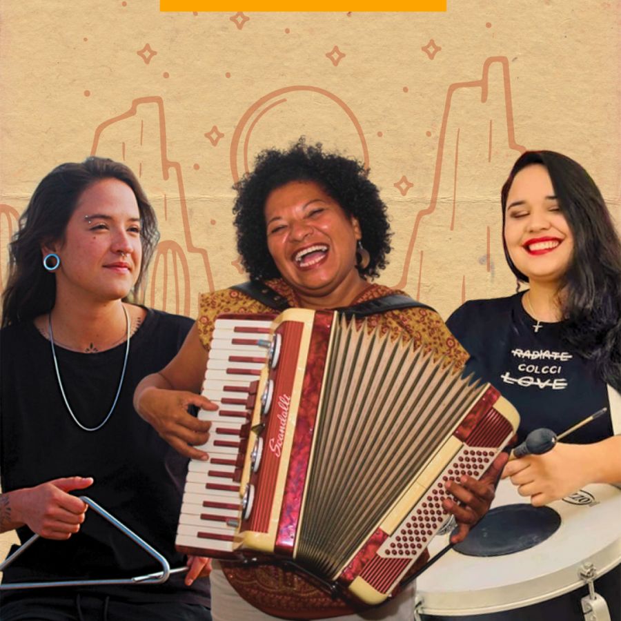 Integrantes do grupo com seus instrumentos