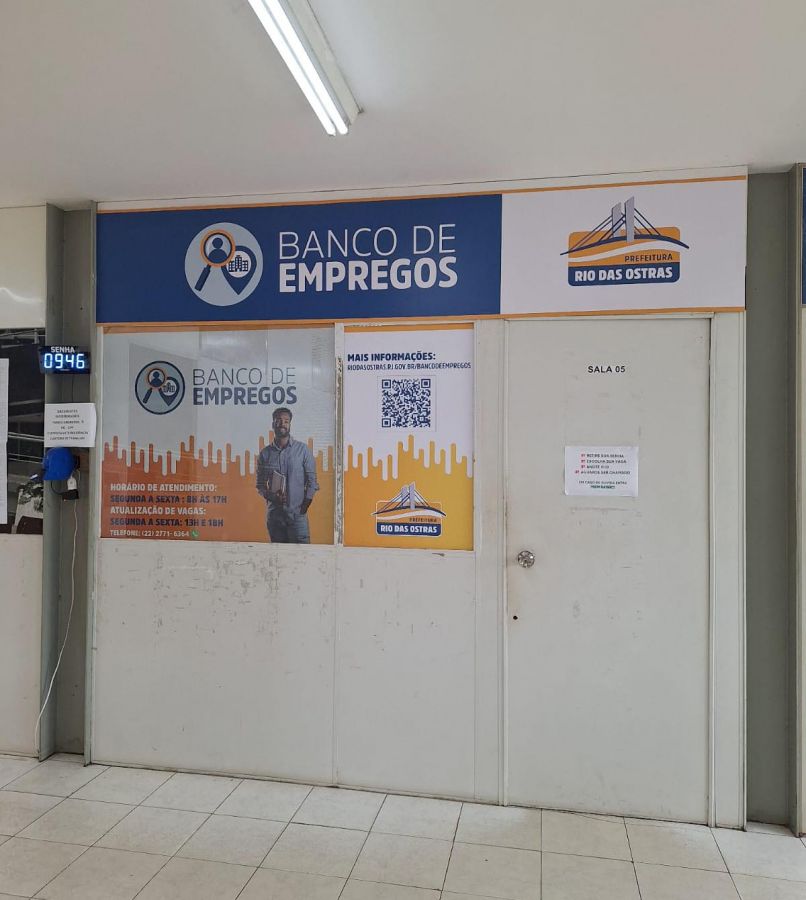 Foto da fachada do Banco de Empregos no Centro de Cidadania de Rio das Ostras
