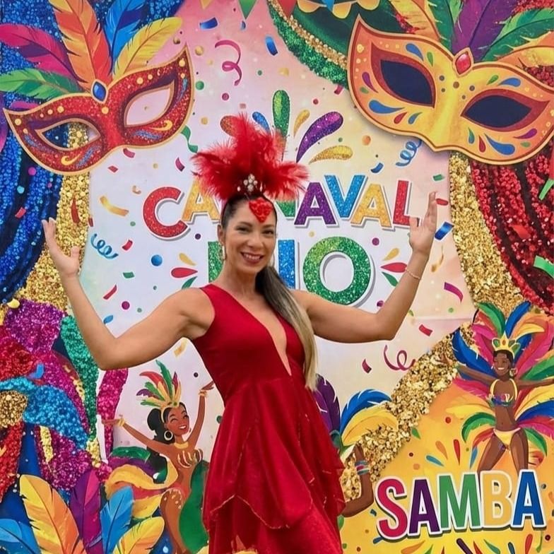 Curso intensivo de samba prepara para o Carnaval