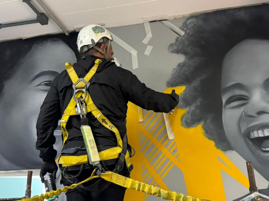 Interior do Prédio da Onda recebe intervenção artística