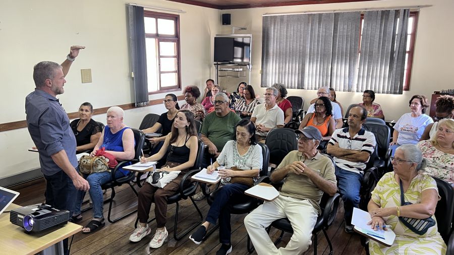 Artesãos são qualificados para vendas on-line