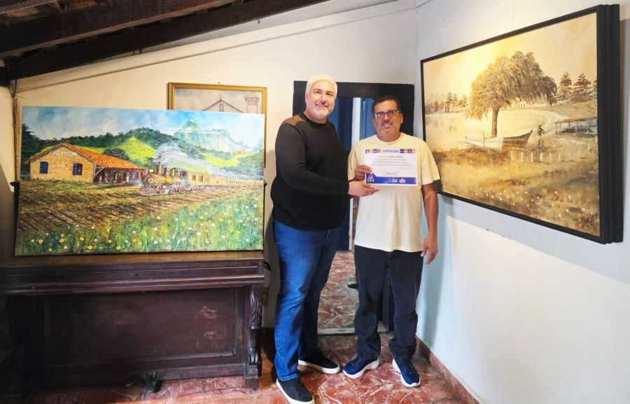 Froc entrega certificados para expositores