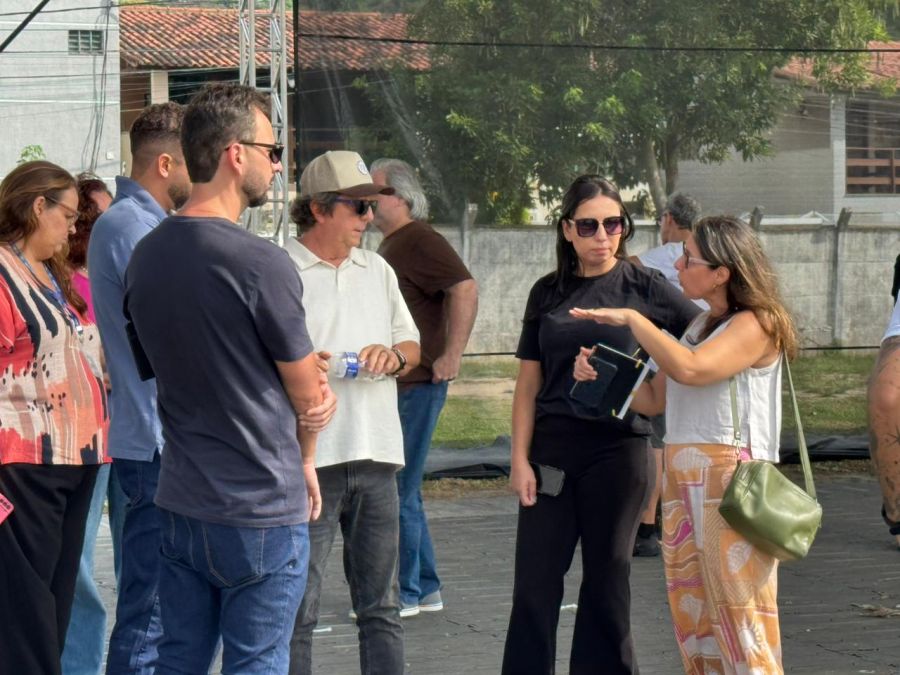 Montagem do Rio das Ostras Jazz & Blues Festival recebe equipe da Petrobras