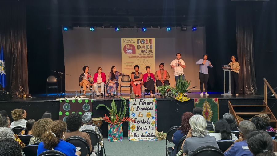 Fórum mobiliza centenas de pessoas para debater equidade racial