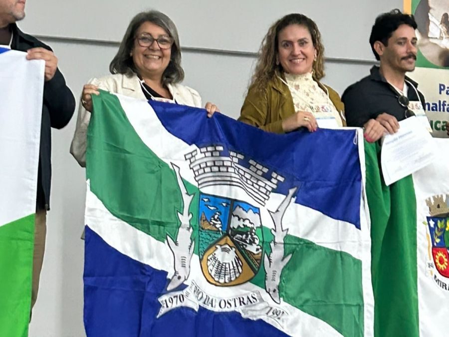 Rio das Ostras é destaque no I Fórum do Pacto pela Superação do Analfabetismo Rio das Ostras é destaque no I Fórum do Pacto pela Superação do Analfabetismo