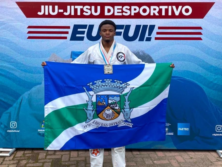 Atleta de Rio das Ostras brilha no Campeonato Internacional de Jiu-Jitsu