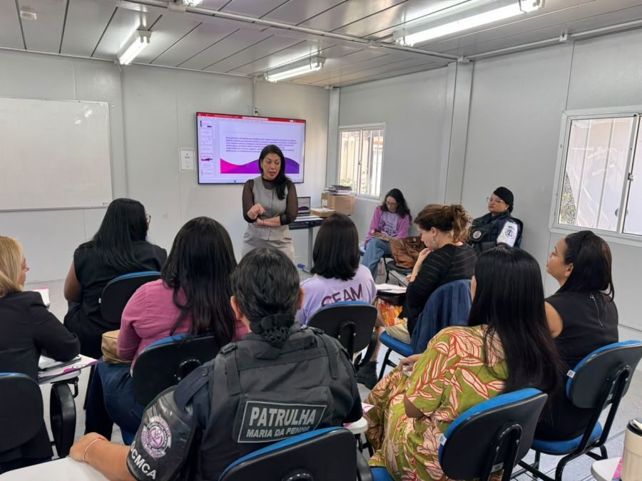 Capacitação para fortalecer rede de proteção às mulheres