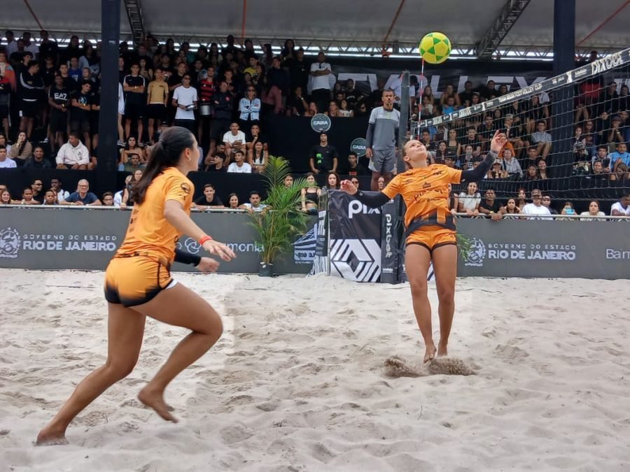 Torneio de Futevôlei em Rio das Ostras é marcado por grande público