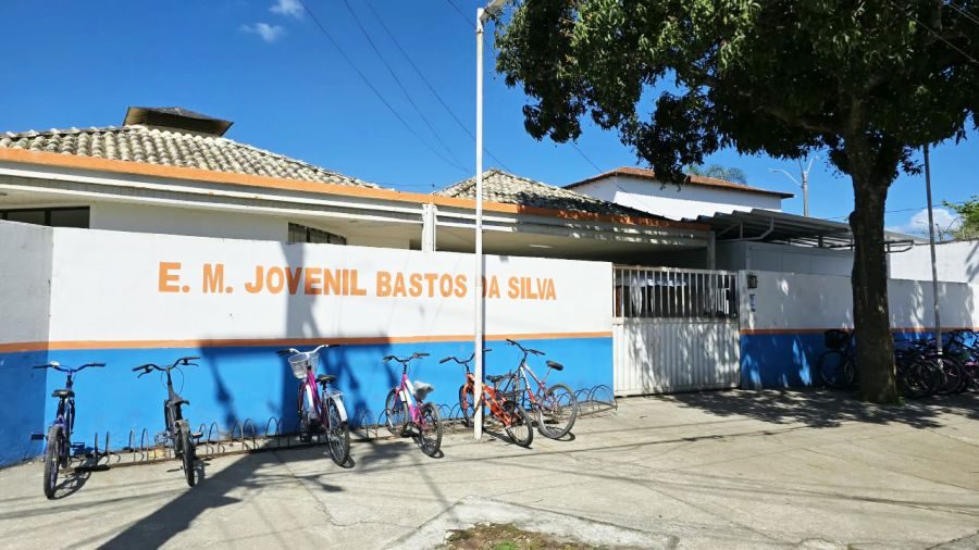 Educação promove roda de conversa na E. M. Jovenil Bastos
